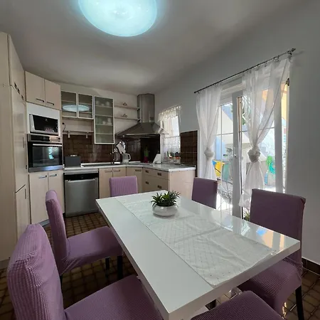 Apartment Marijana *